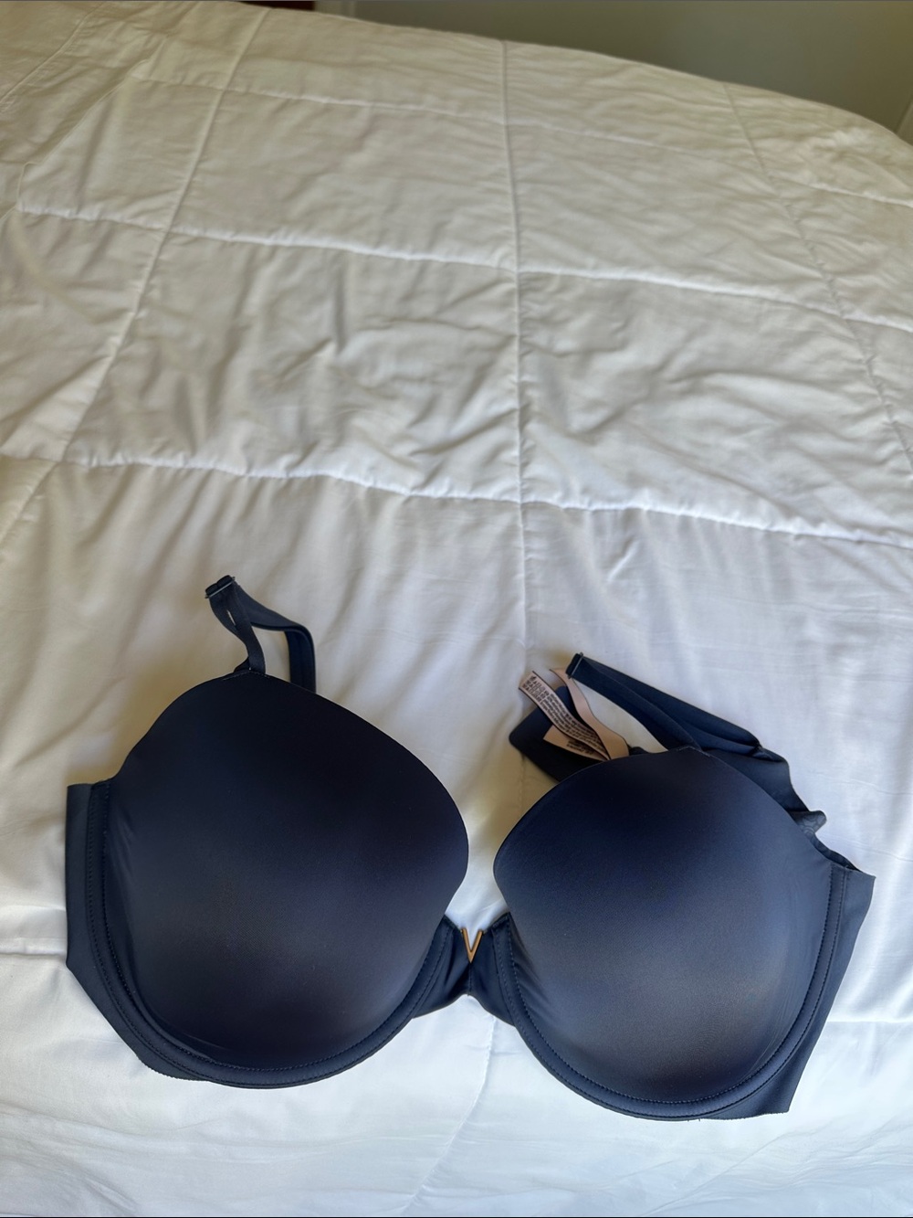 Victoria's Secret Blue Smooth Molded Underwire Bra